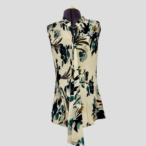 DKNY Pleated Floral-Print Sleeveless Blouse Size L - Picture 4 of 13